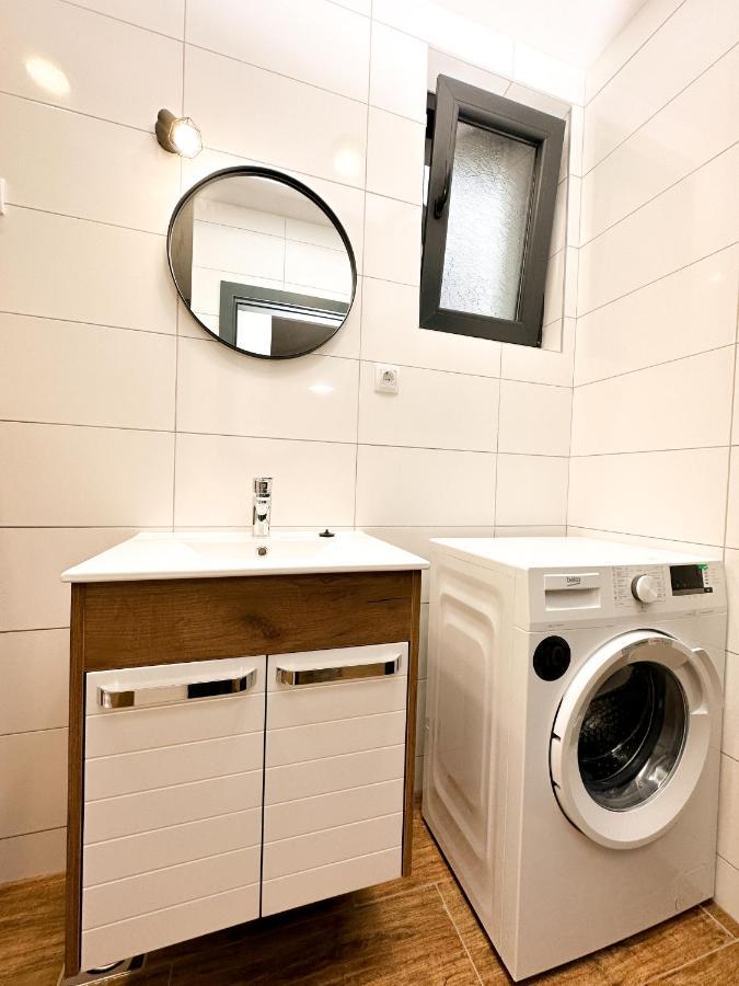 Kiko Apartmani Lux Zrenjanin Buitenkant foto